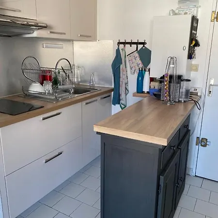 - Confortable T3 Climatise 6 Personnes Avec Garage - 150 M De La * Σετ
