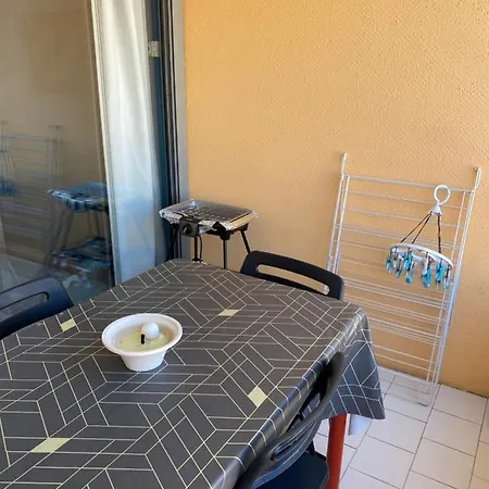 - Confortable T3 Climatisé 6 Personnes Avec Garage - 150 M De La