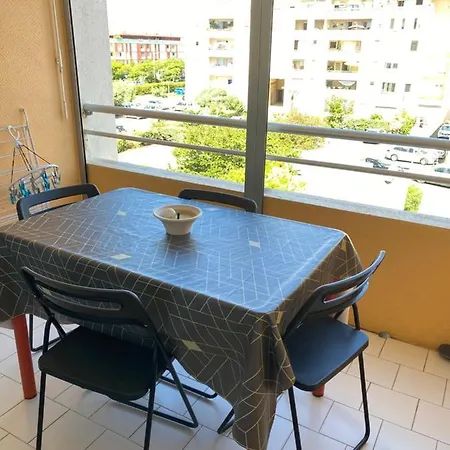 - Confortable T3 Climatise 6 Personnes Avec Garage - 150 M De La *